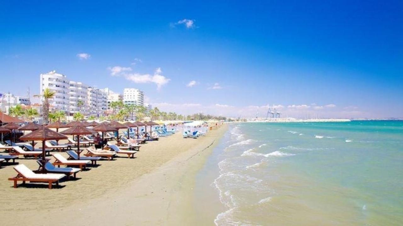 Ithaki Phinikoudes Apartment No. 204 Larnaca Esterno foto