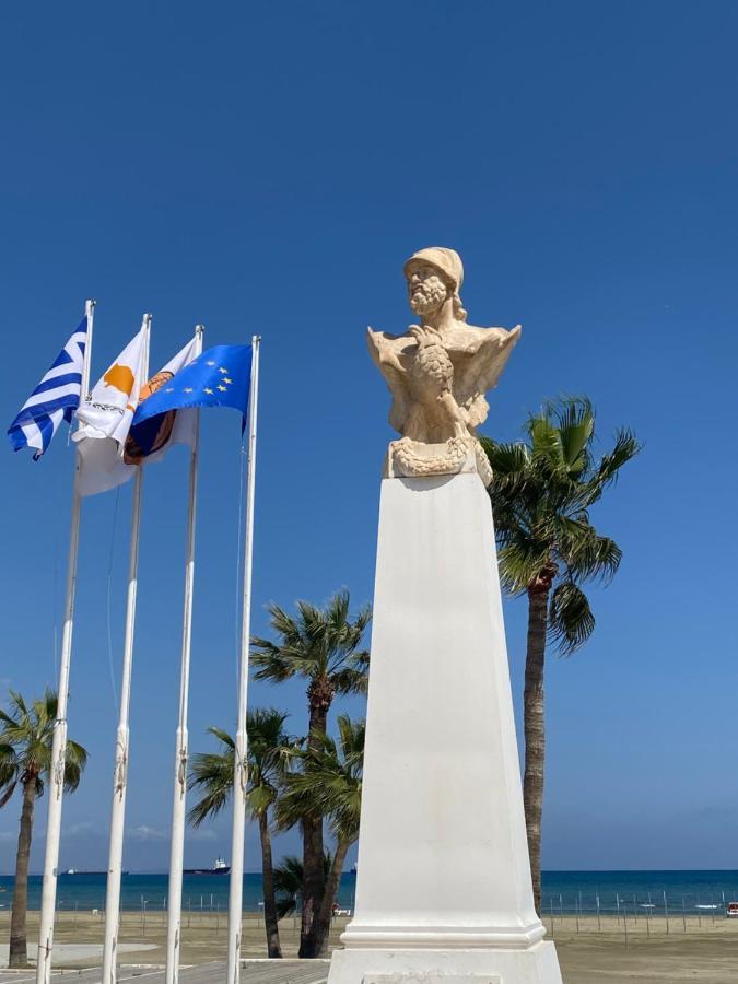 Ithaki Phinikoudes Apartment No. 204 Larnaca Esterno foto
